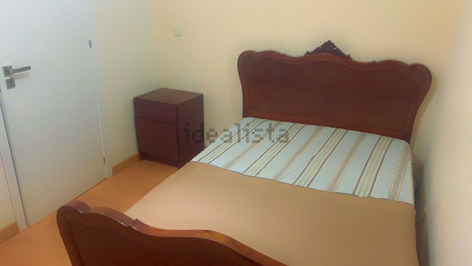 出租房间在Rua Cidade de João Belo, 59 - 卧室