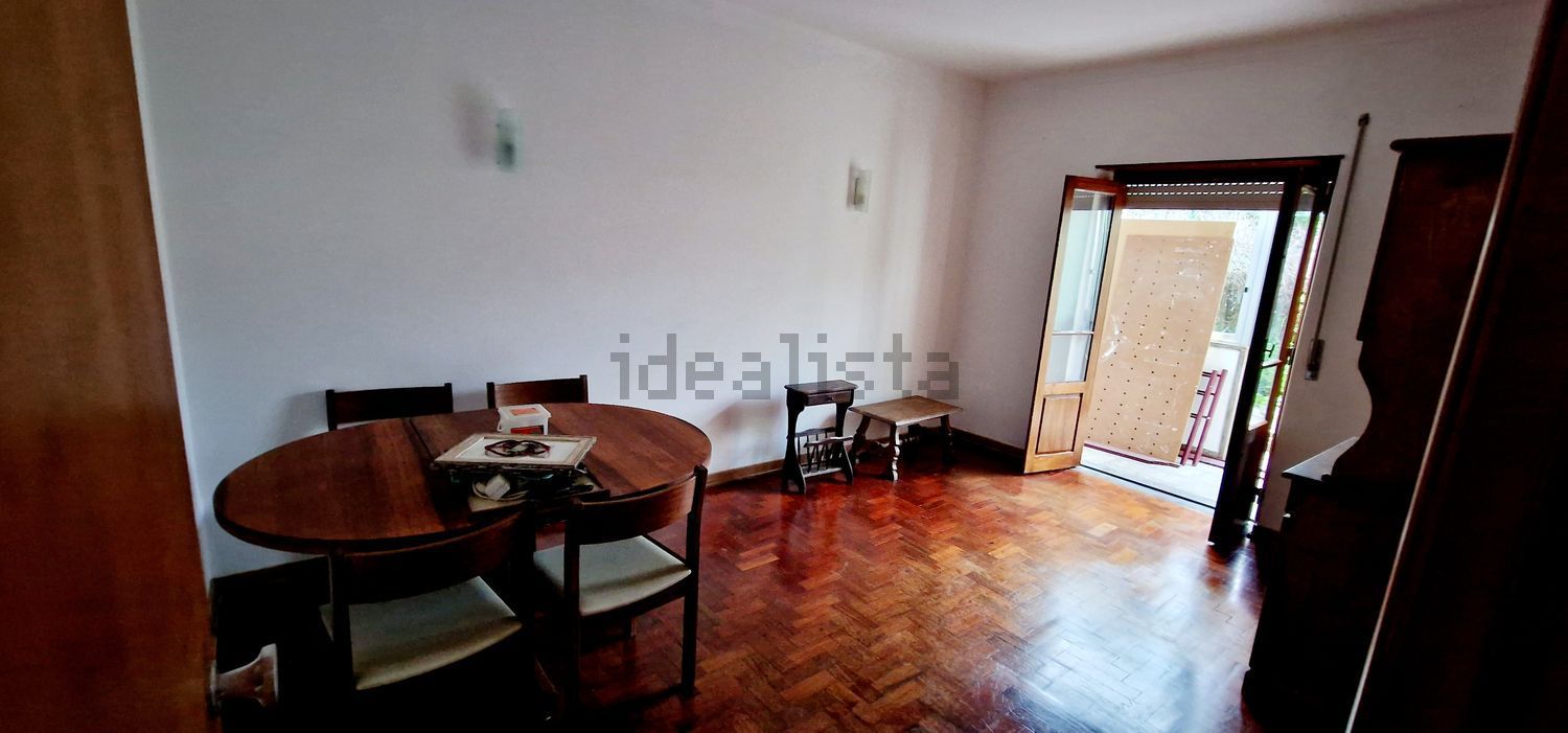 出租公寓 t2在Estrada de Paço de Arcos - 客厅