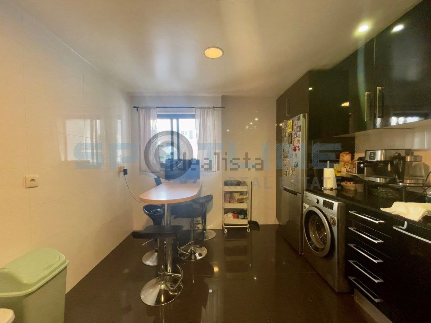 公寓 t4出售在Rua Barata Feyo, 10 - 厨房