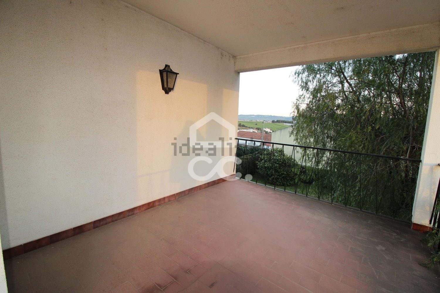 小楼房或独栋别墅出售在Santo Antão e São Julião do Tojal - 阳台