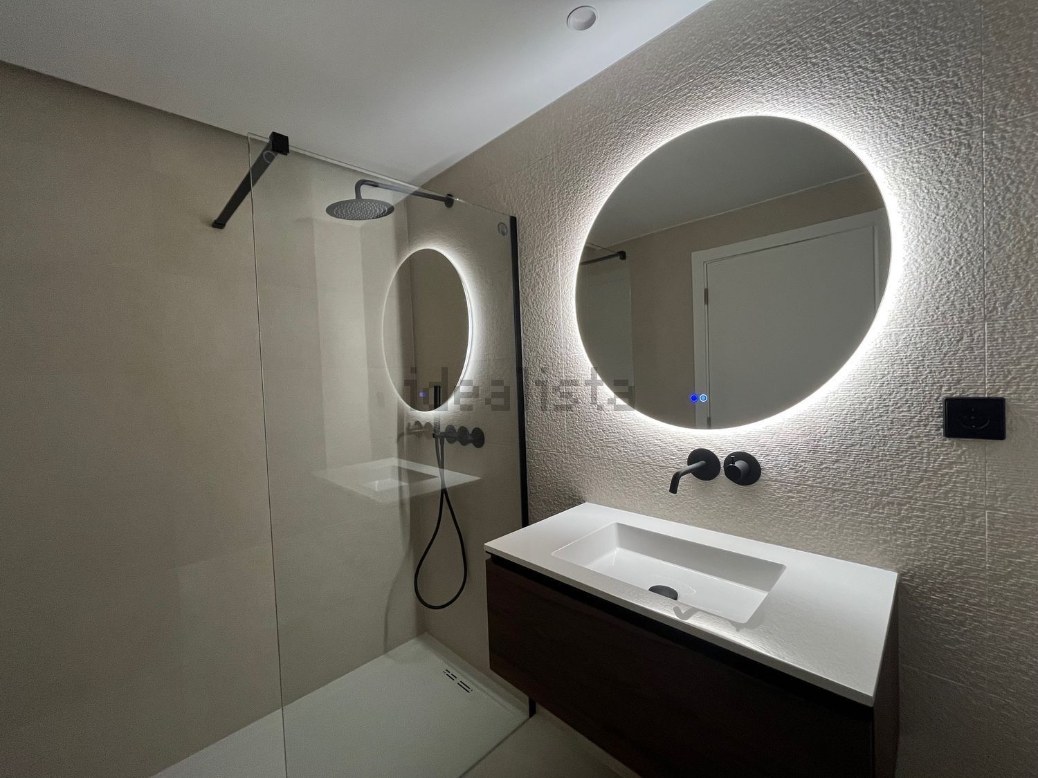 出租公寓 t1在Avenida 5 de Outubro - 卫生间