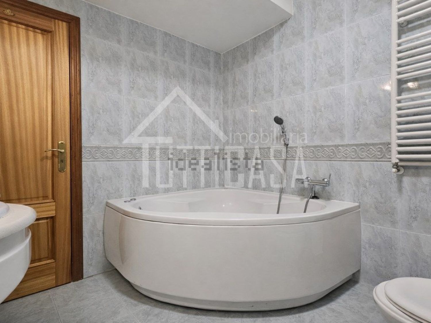 公寓 t2出售在Rua Francisco Pereira Júnior - 卫生间