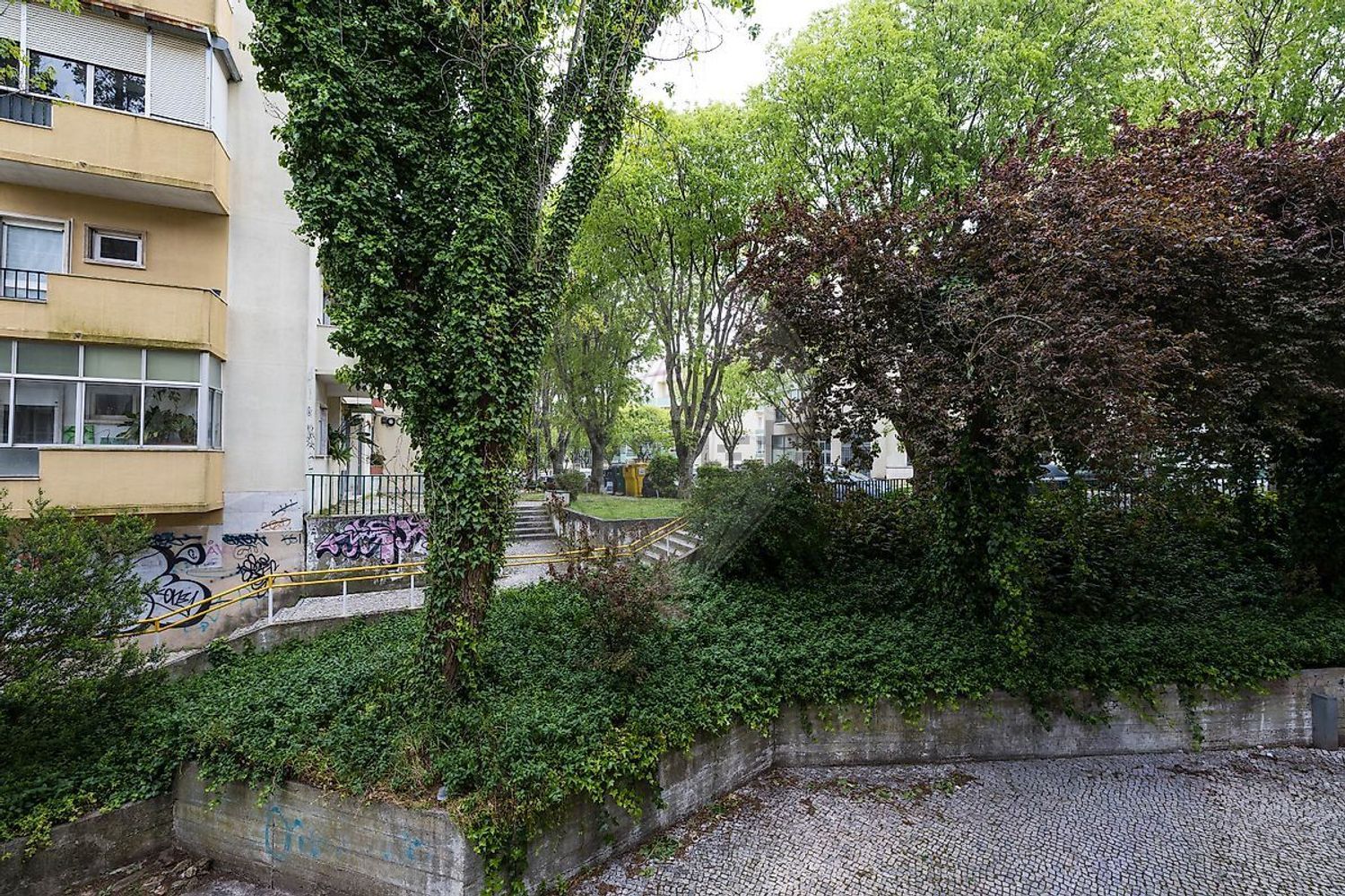 公寓 t2出售在Avenida Brito Pais - 花园