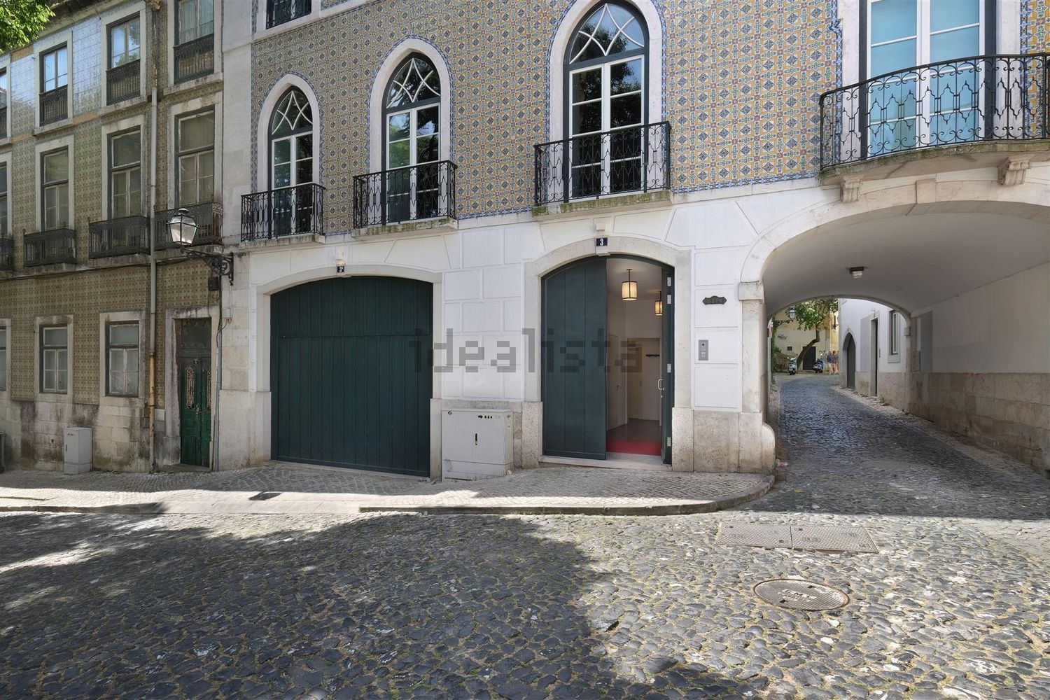 双拼别墅出售在Largo do Contador Mor, 21 - 视线