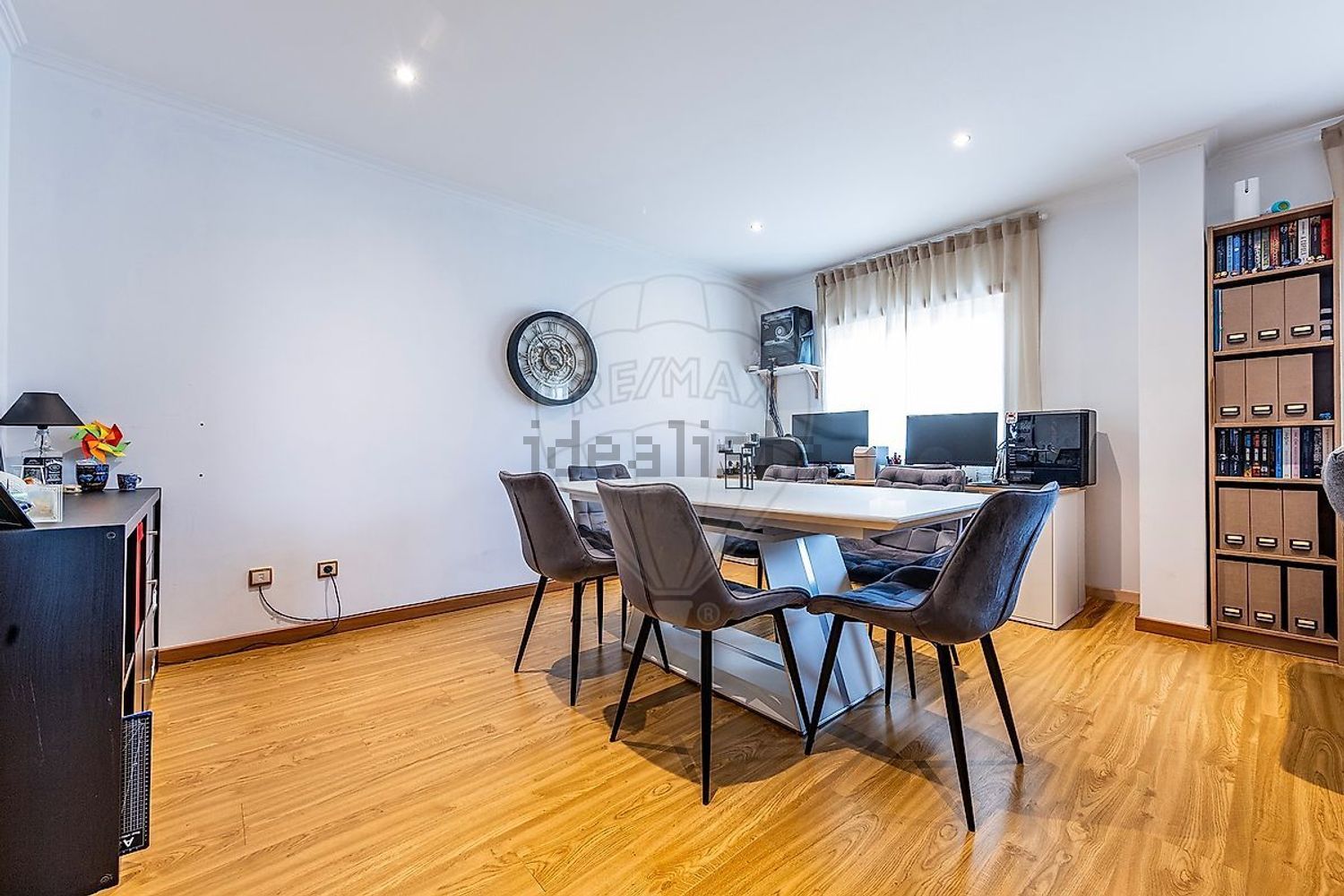 公寓 t2出售在Rua Luís Sttau Monteiro - 客厅