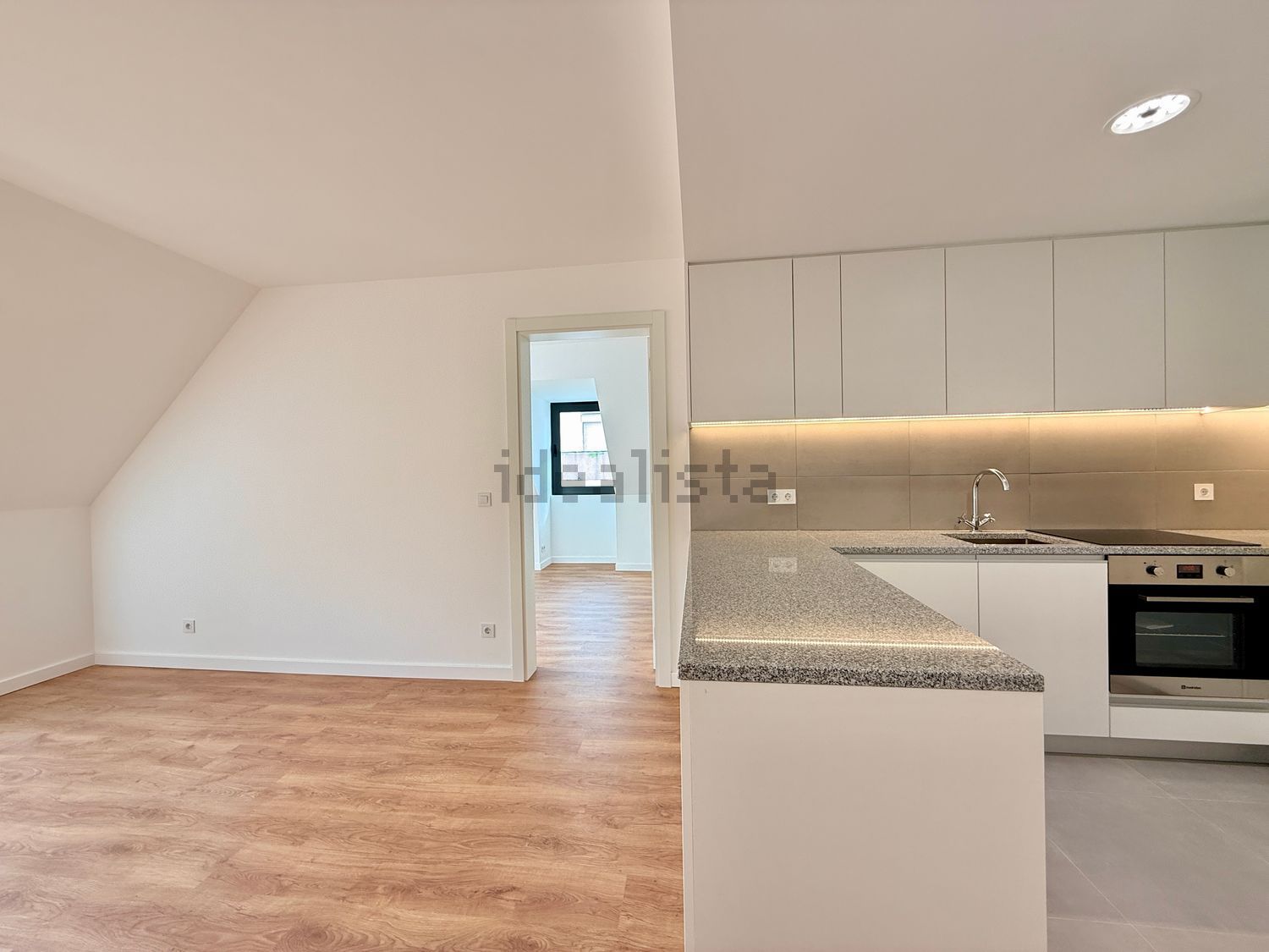 出租公寓 t1在Rua Artur Ferreira da Silva - 厨房