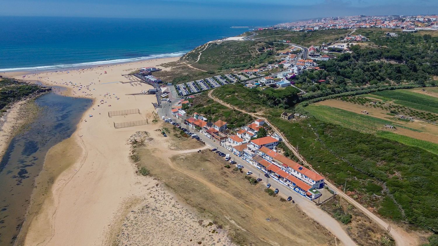 小楼房或独栋别墅出售在Rua do Brejo - 环境