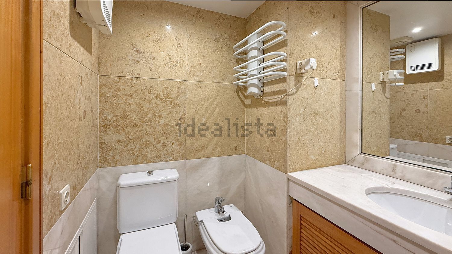 公寓 t6出售在Rua José Afonso, 10 - 卫生间