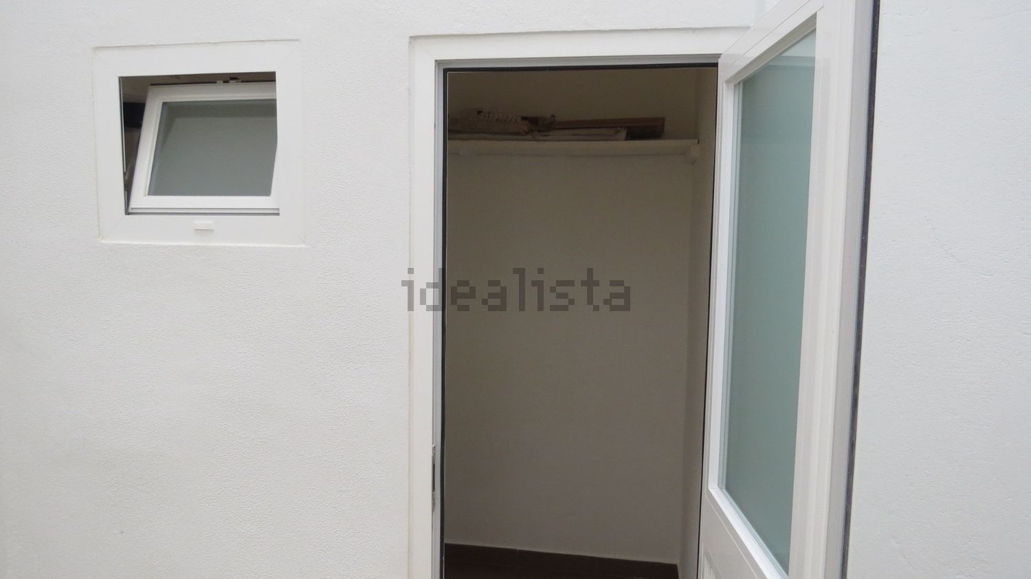 出租公寓 t1在Rua 7 de Junho de 1759, 4 - 储藏室