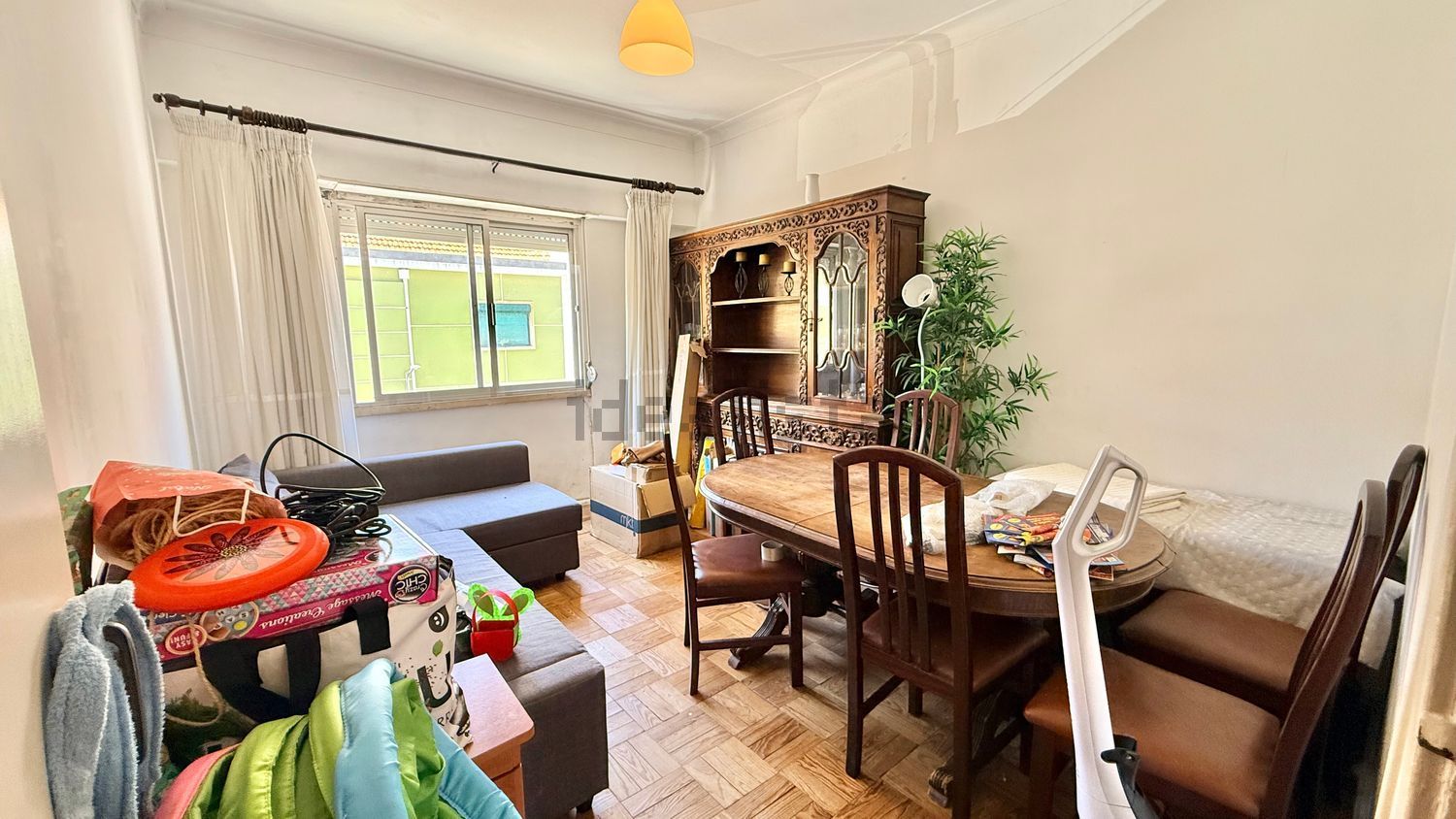 公寓 t2出售在Rua São Pedro, 9 - 客厅