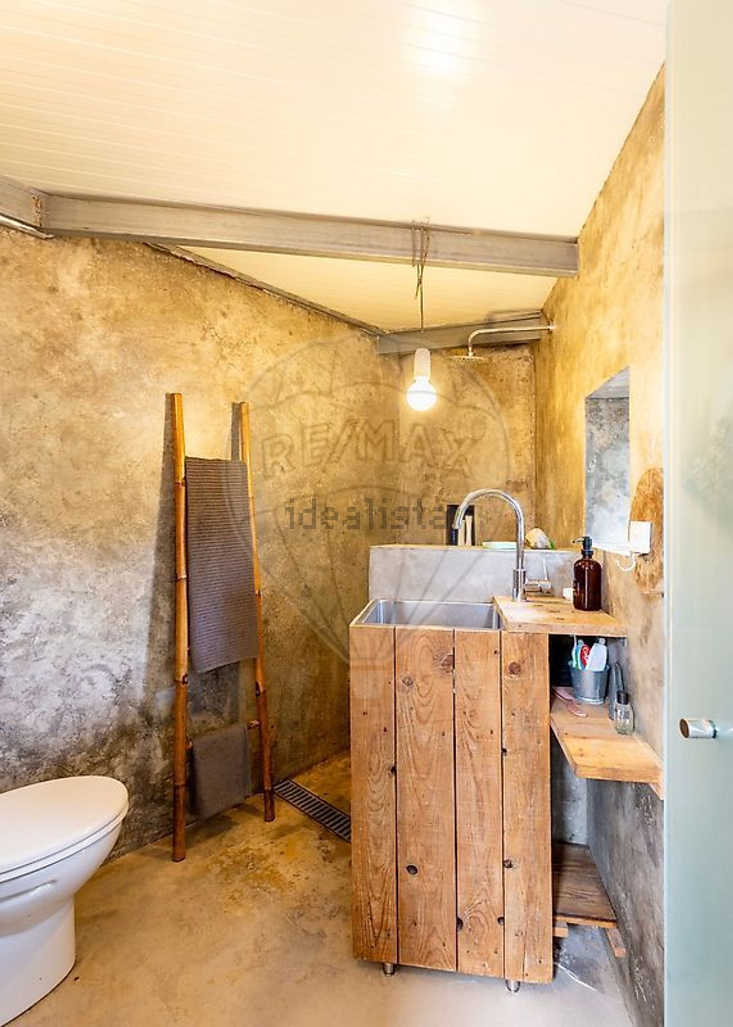 小楼房或独栋别墅出售在Estrada da Moucheira - 卫生间