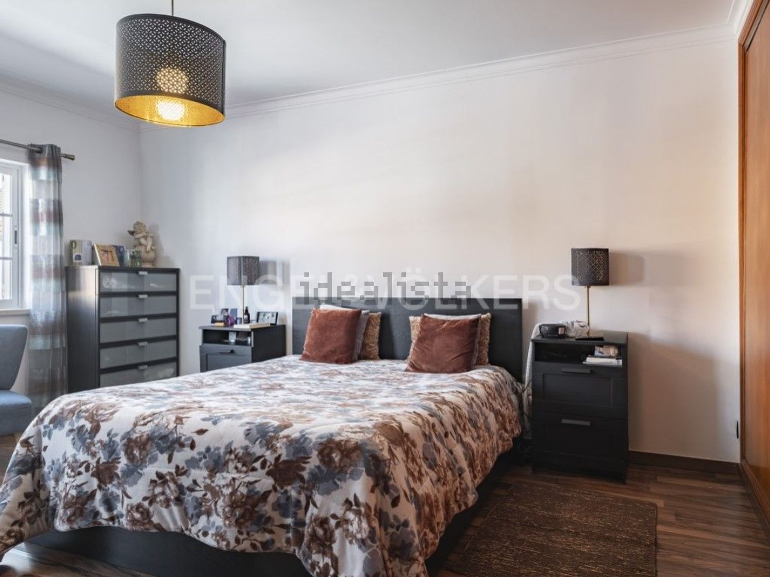 小楼房或独栋别墅出售在Moita - 卧室