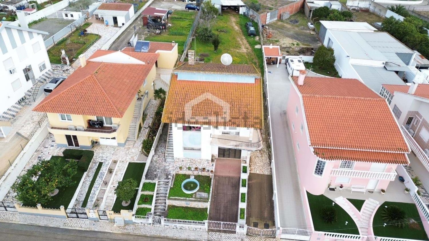 小楼房或独栋别墅出售在Santo Antão e São Julião do Tojal - 照片