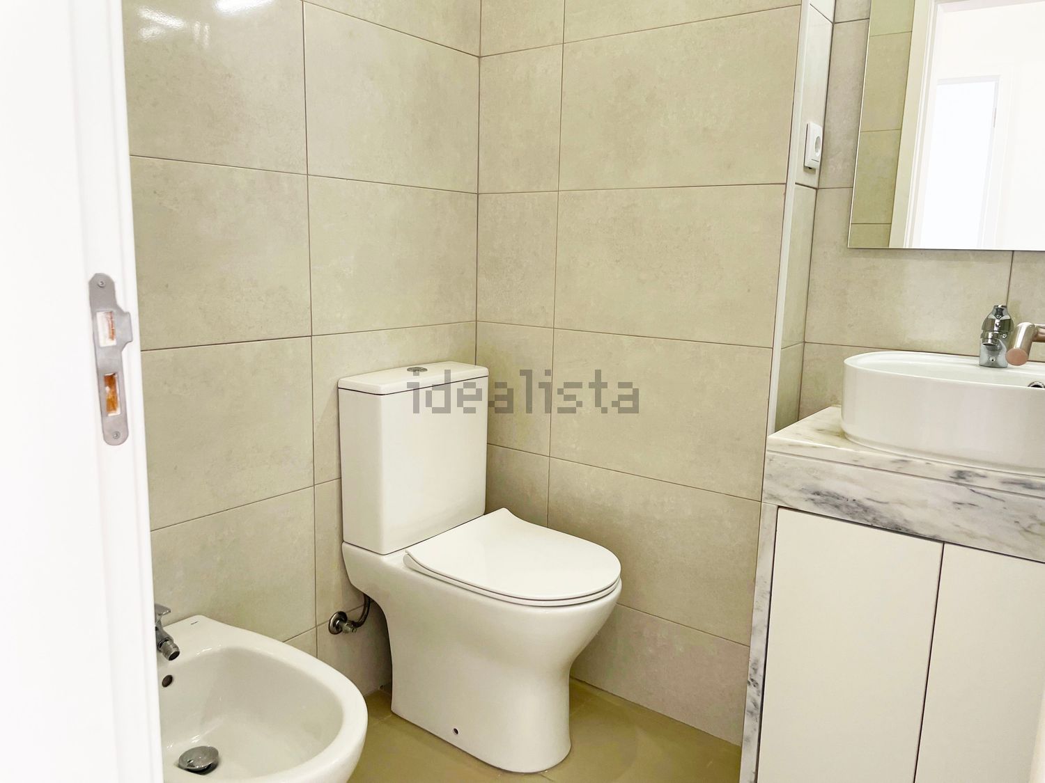 出租公寓 t2在Avenida do Ultramar, 18 - 卫生间