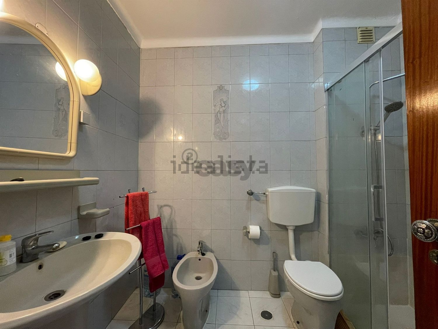 出租公寓 t2在Rua Dom João de Castro, 11 - 卫生间