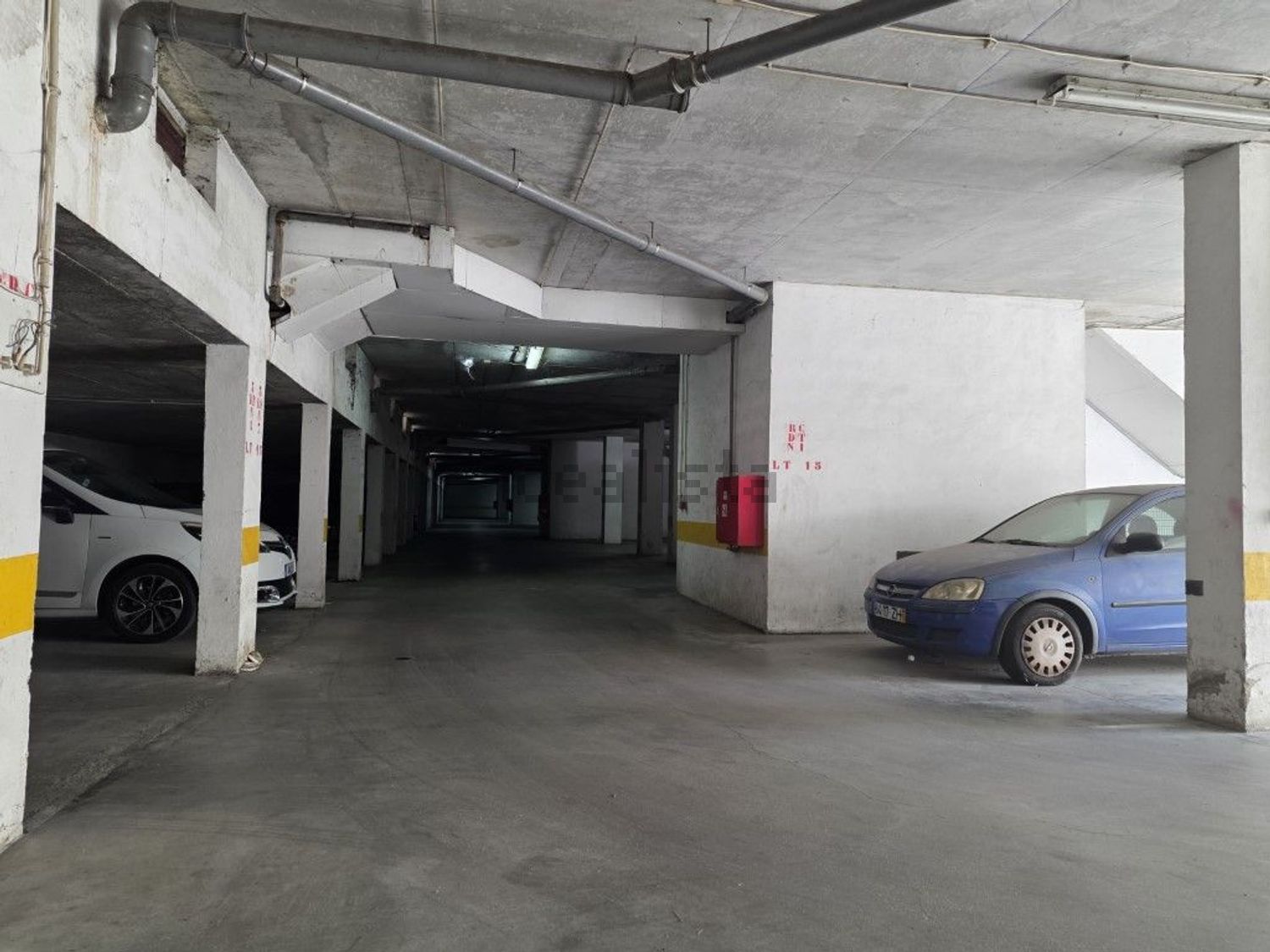 复式公寓出售在Praceta Tristão Vaz Teixeira - 停车位