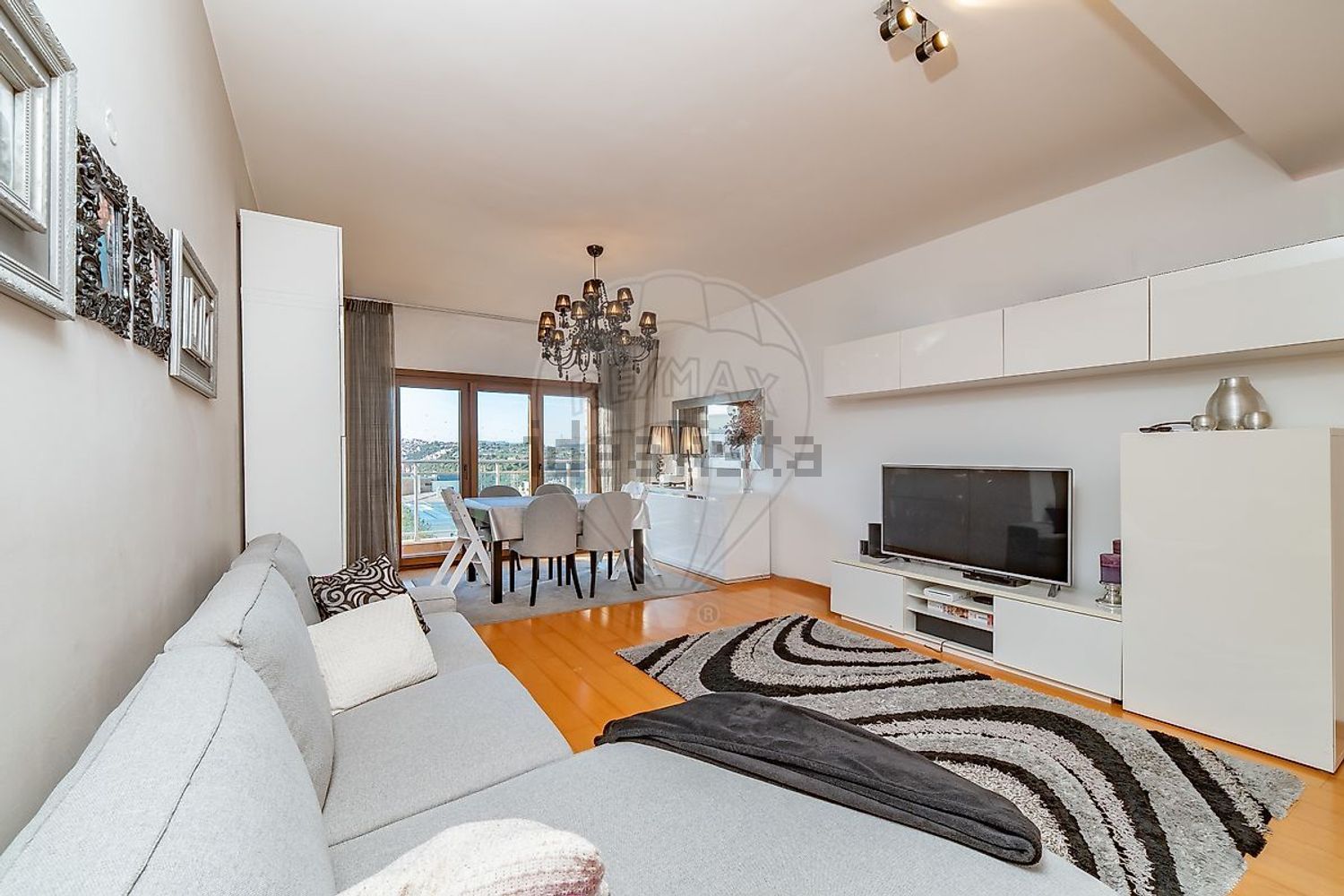 公寓 t3出售在Rua Manuel Teixeira Gomes - 客厅