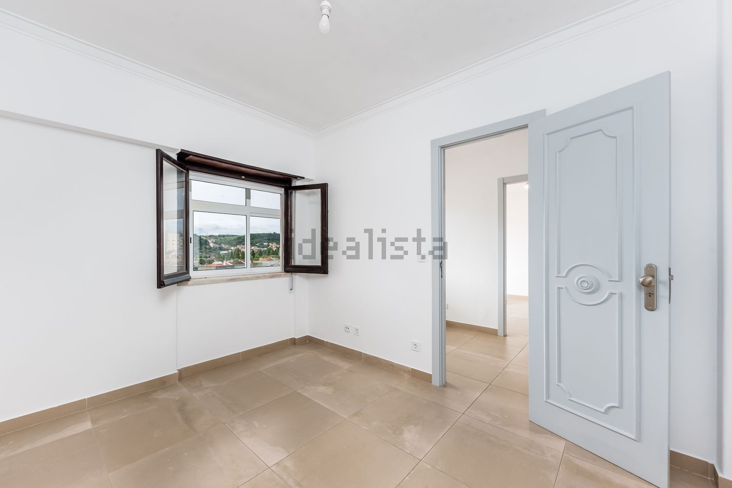 公寓 t2出售在Rua Almeida Garrett - 居住