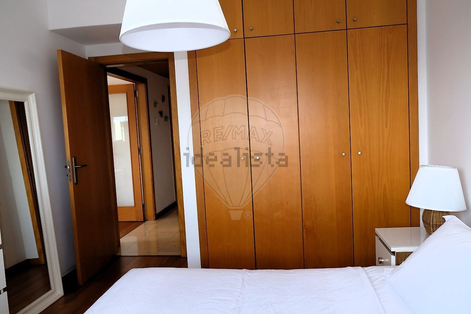 出租公寓 t1在Avenida Dom João II - 卧室