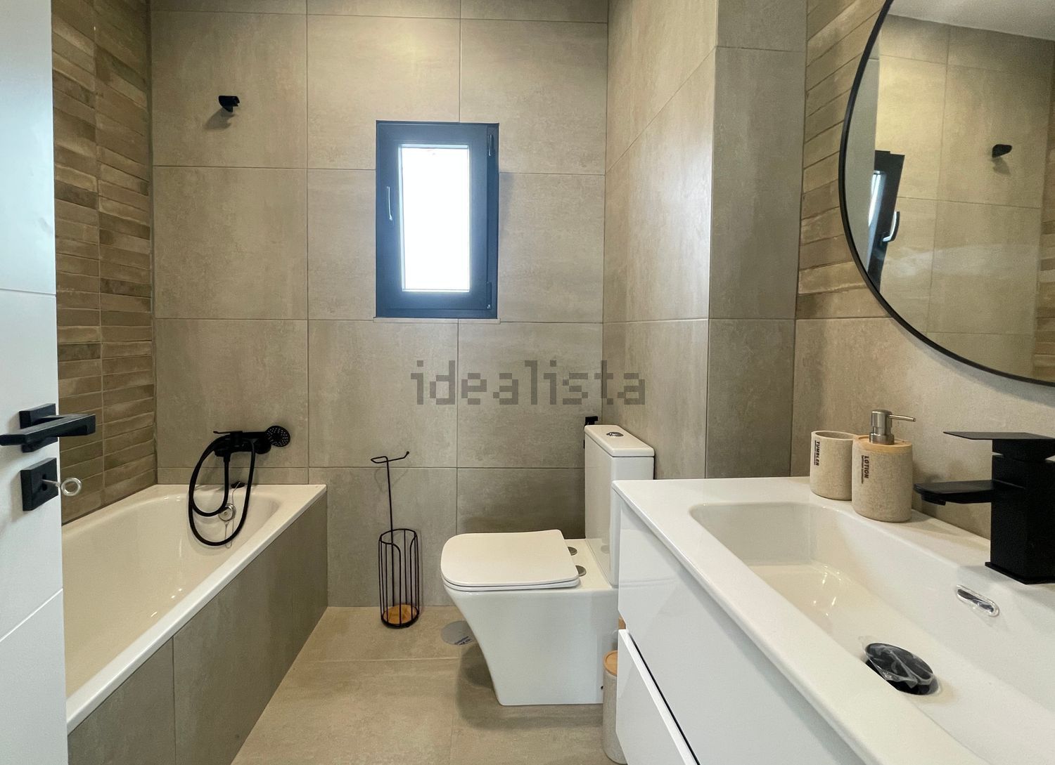 小楼房或独栋别墅出售Quinta do Macuá, 2 - 卫生间