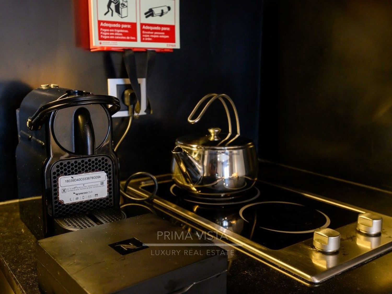 T0（单人公寓）出售在Rua Rodrigo da Fonseca, 4 - 厨房