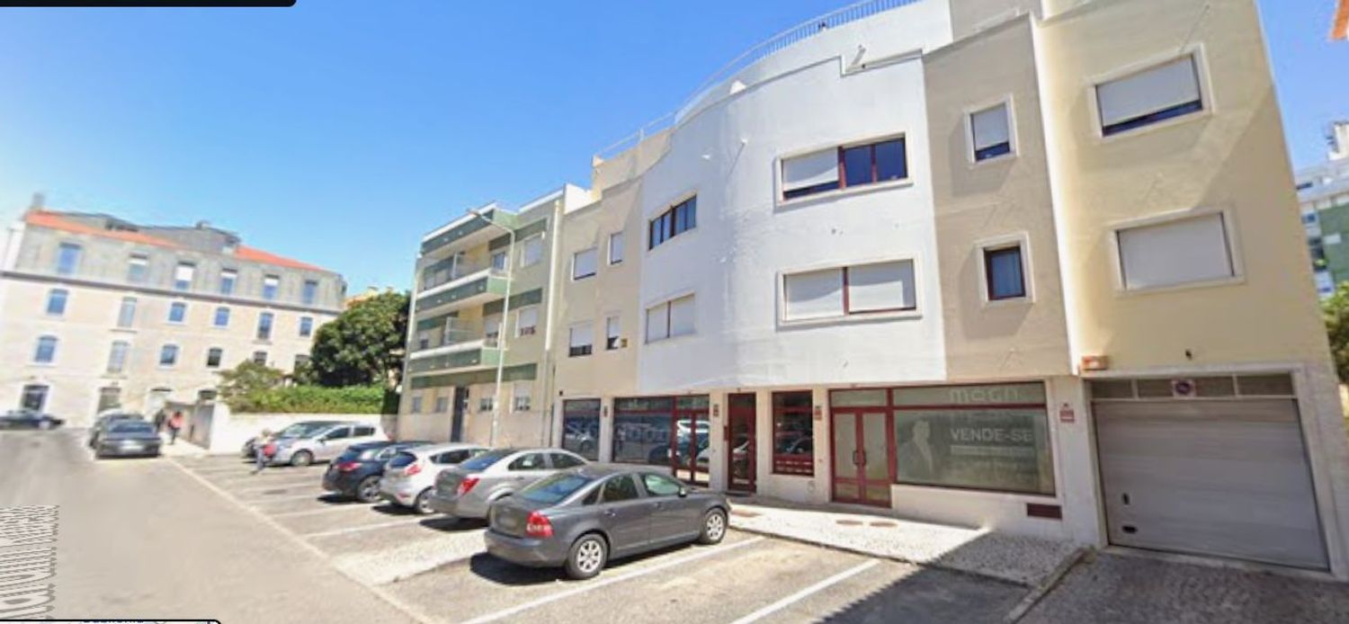 公寓 t4出售在Rua Bernardim Ribeiro, 15