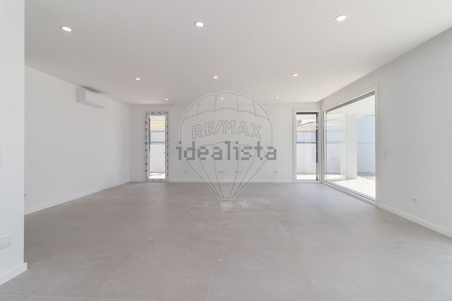 小楼房或独栋别墅出售在Rua Aquilino Ribeiro - 居住