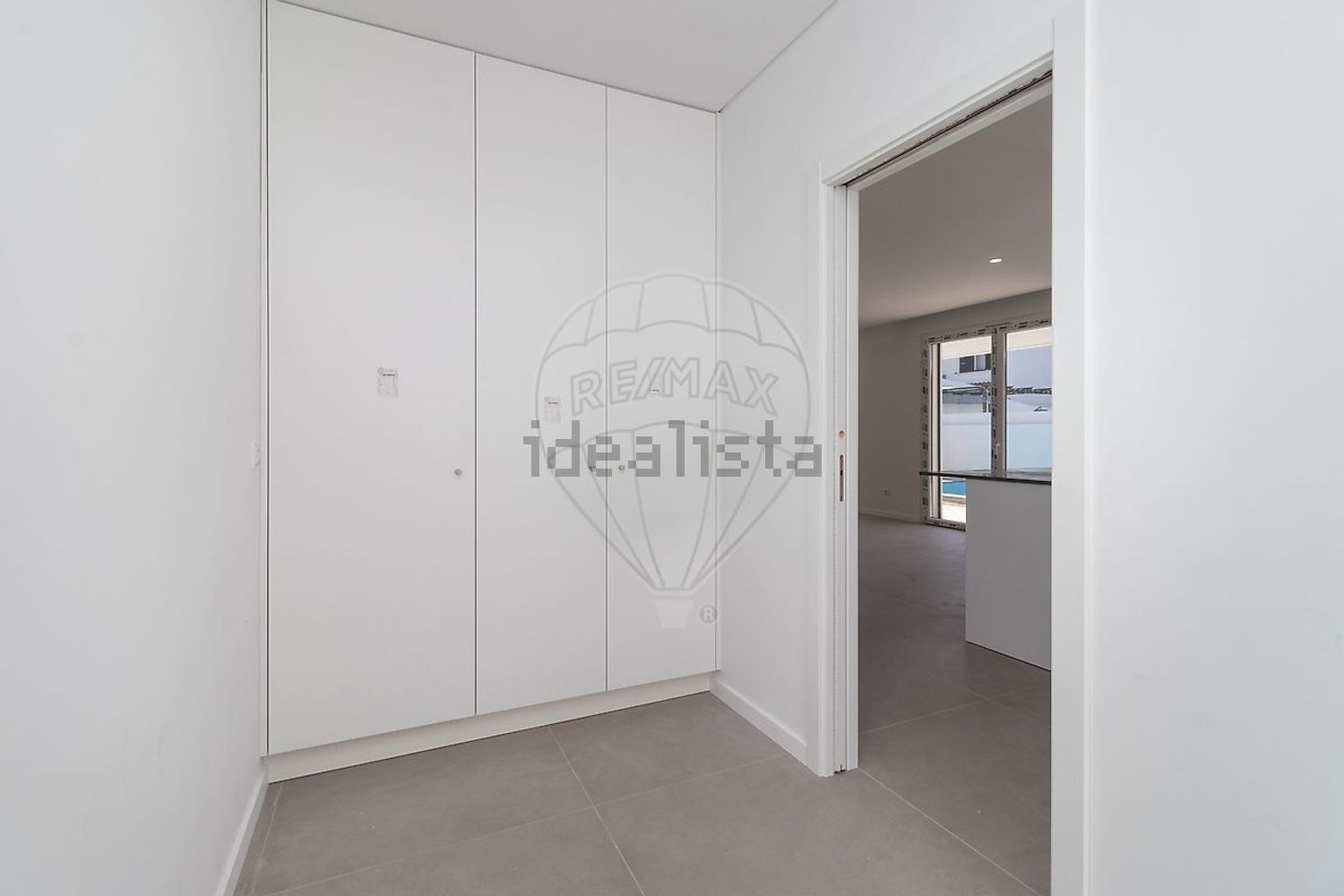 小楼房或独栋别墅出售在Rua Aquilino Ribeiro - 照片