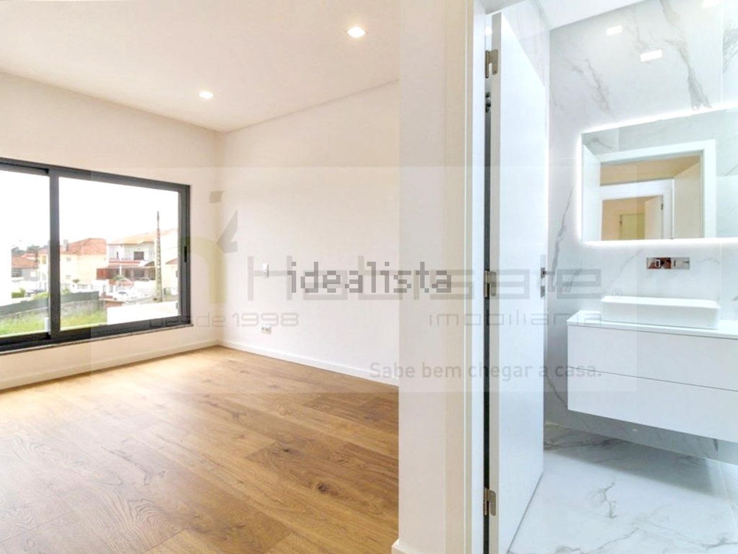 小楼房或独栋别墅出售在Rua Marechal Craveiro Lopes, 43 - 照片