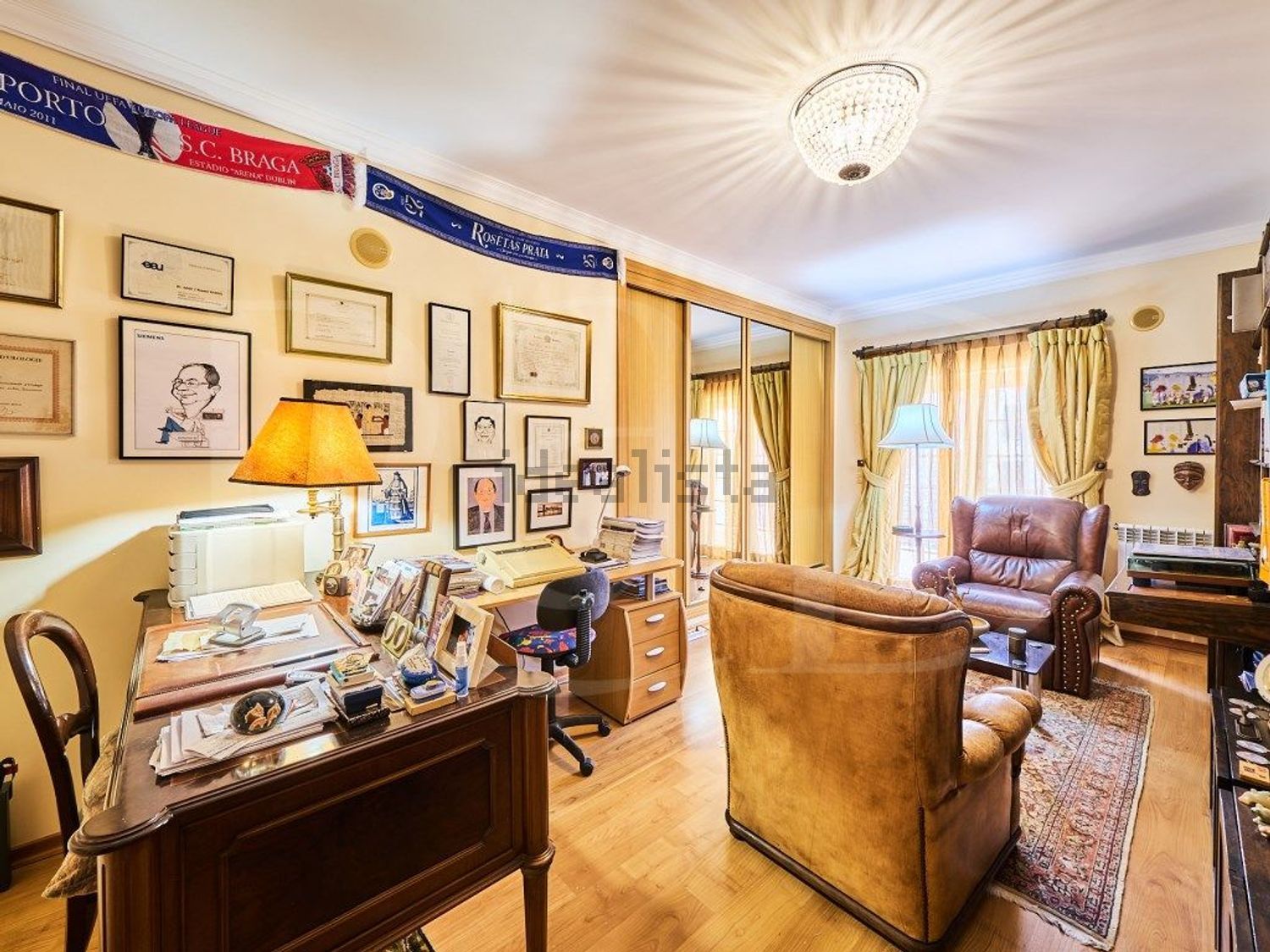 小楼房或独栋别墅出售在Rua Bartolomeu Perestelo, 189 - 客厅