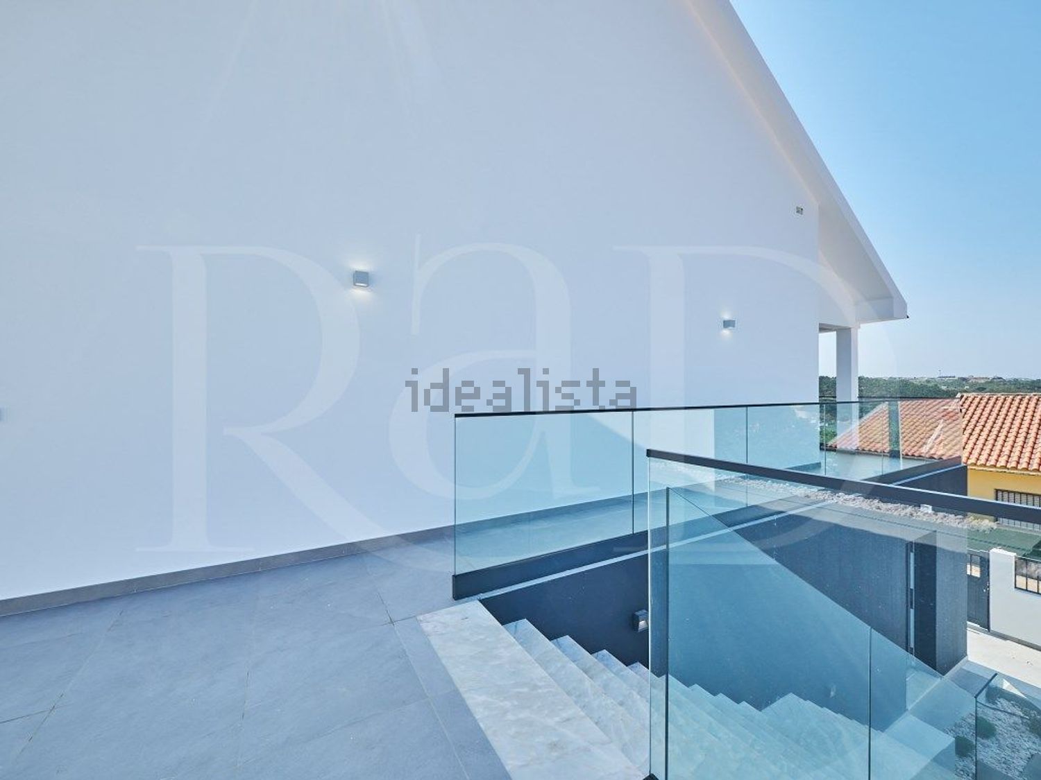 小楼房或独栋别墅出售在Rua do Massapêz, 43 - 露台