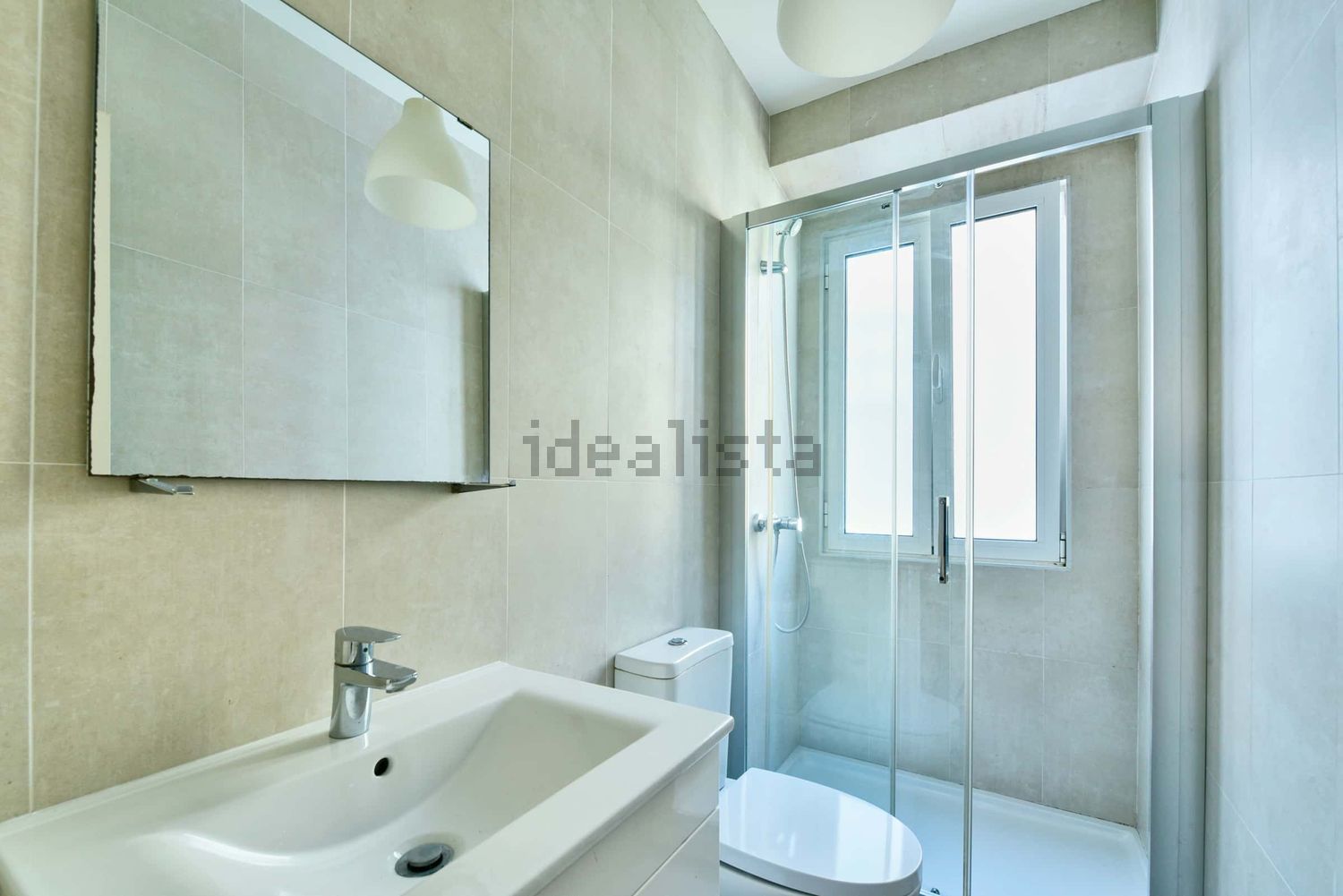 出租房间在Rua David Lopes, 16 - 卫生间