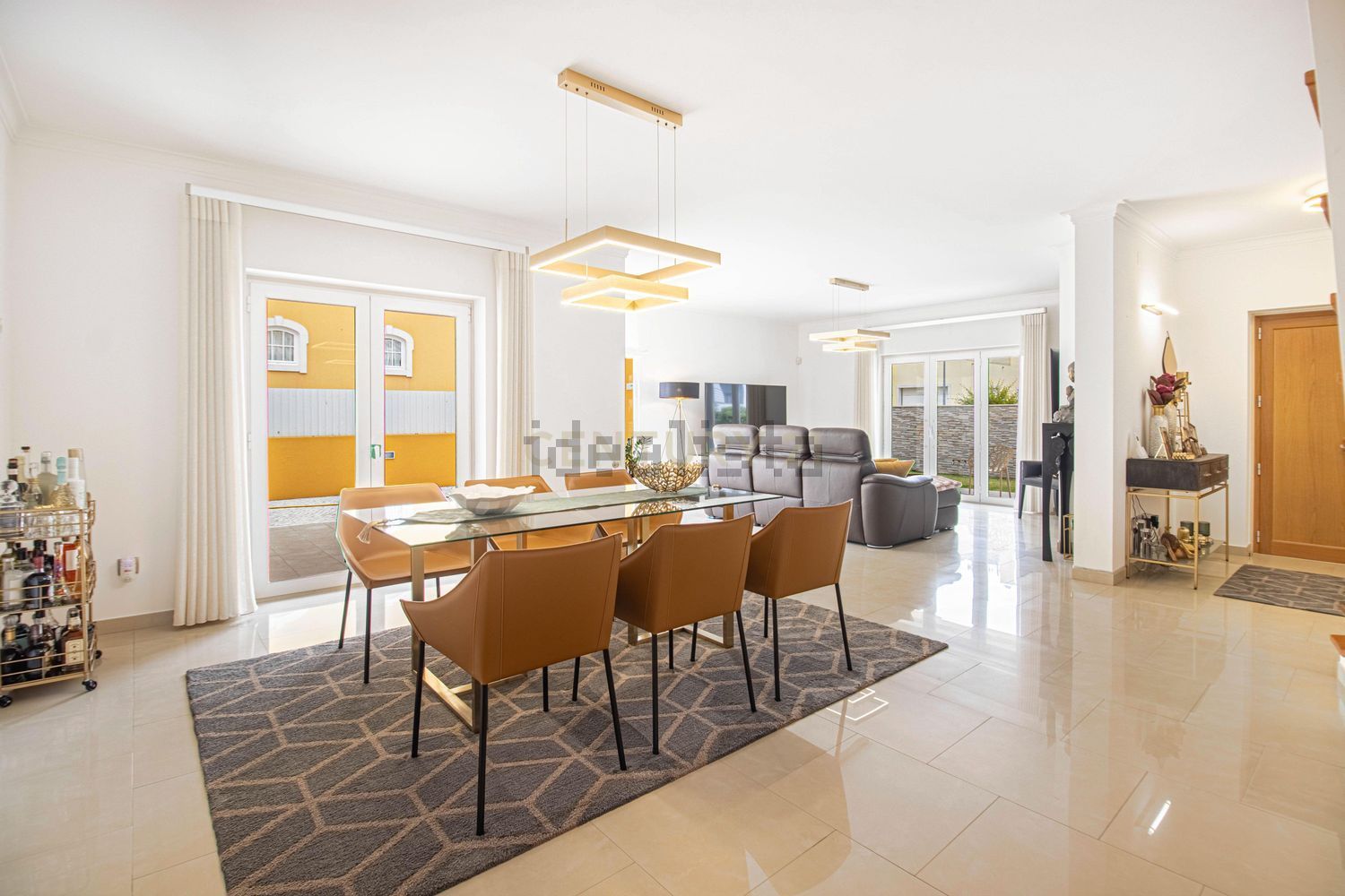 小楼房或独栋别墅出售在Rua Joane Mendes Botelho - 客厅