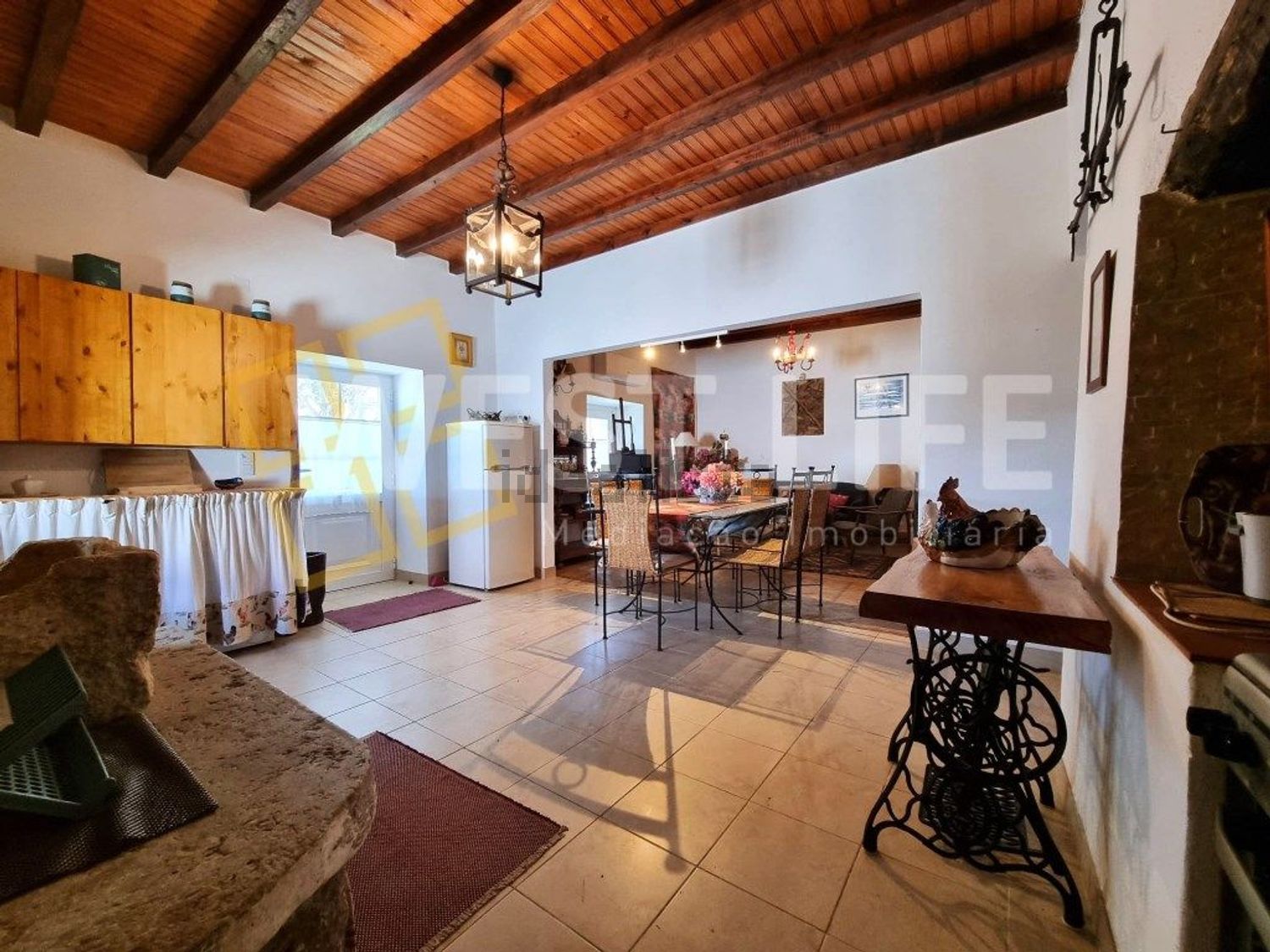 出租小楼房或独栋别墅在Barreiralva - Póvoa de Cima - 厨房