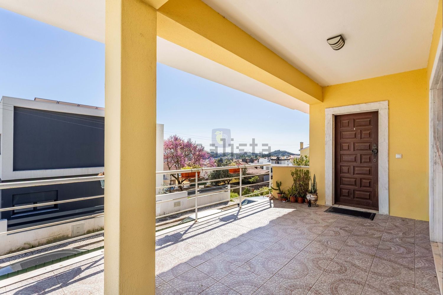 小楼房或别墅出售在Pontinha e Famões - 阳台