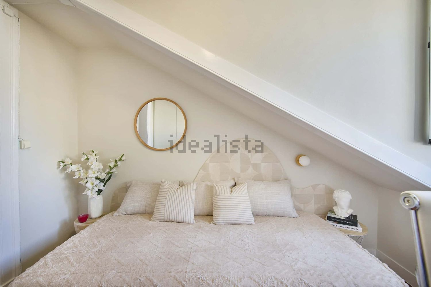 出租房间在Largo Vitorino Damásio, 2 - 客厅