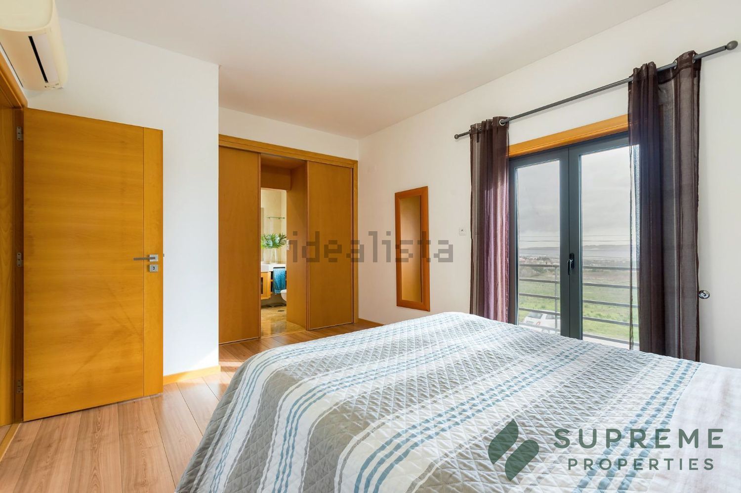 联排别墅出售在Rua José Augusto Gouveia - 卧室