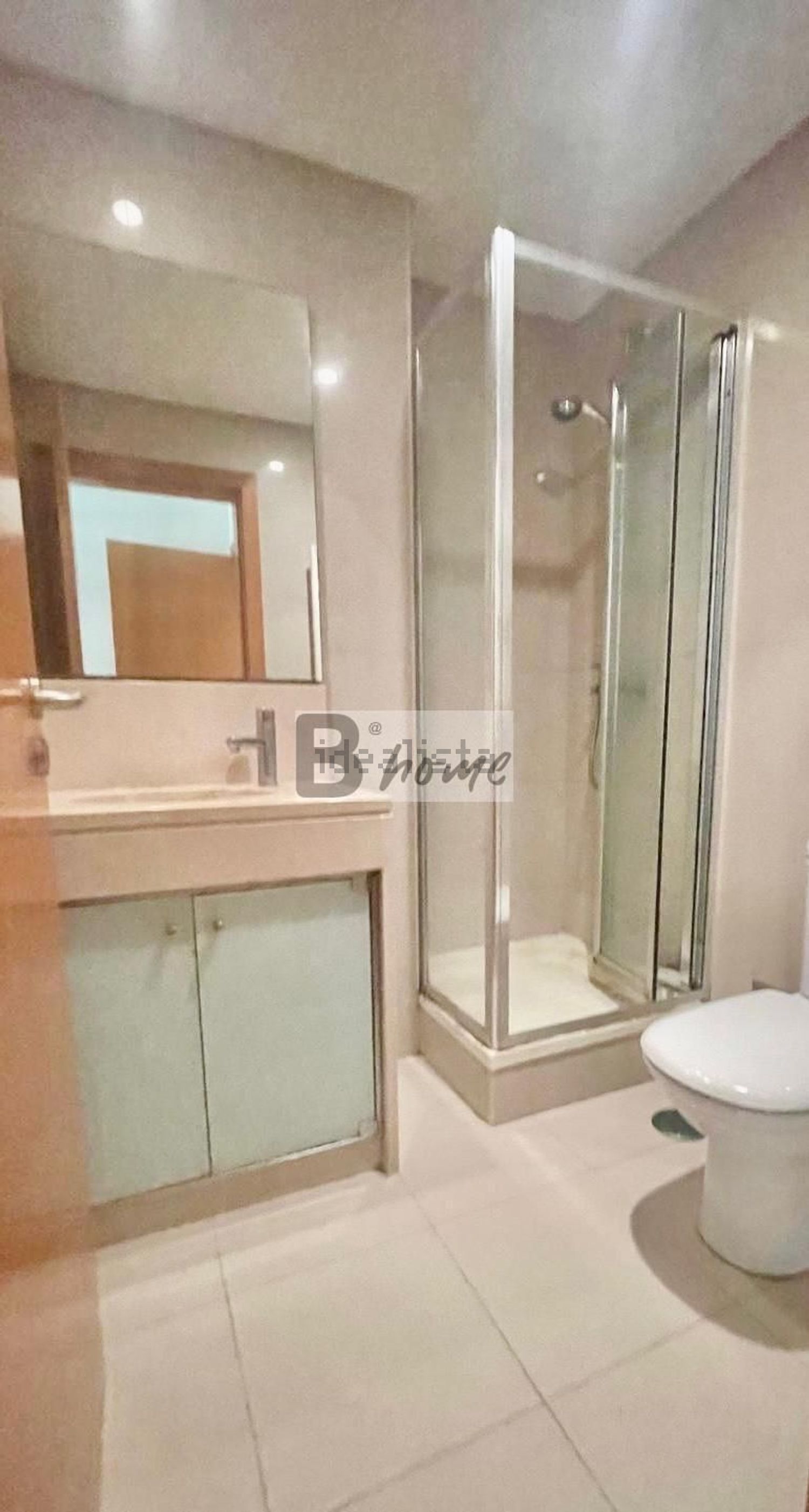 出租公寓 t2在Rua Maria Beatriz Mexia s/n - 卫生间