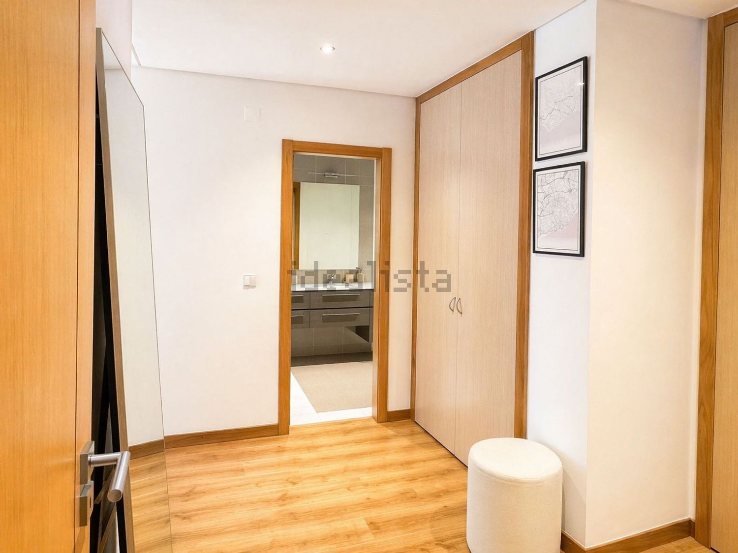 公寓 t3出售在Avenida Reinaldo dos Santos, 7 - 试衣间