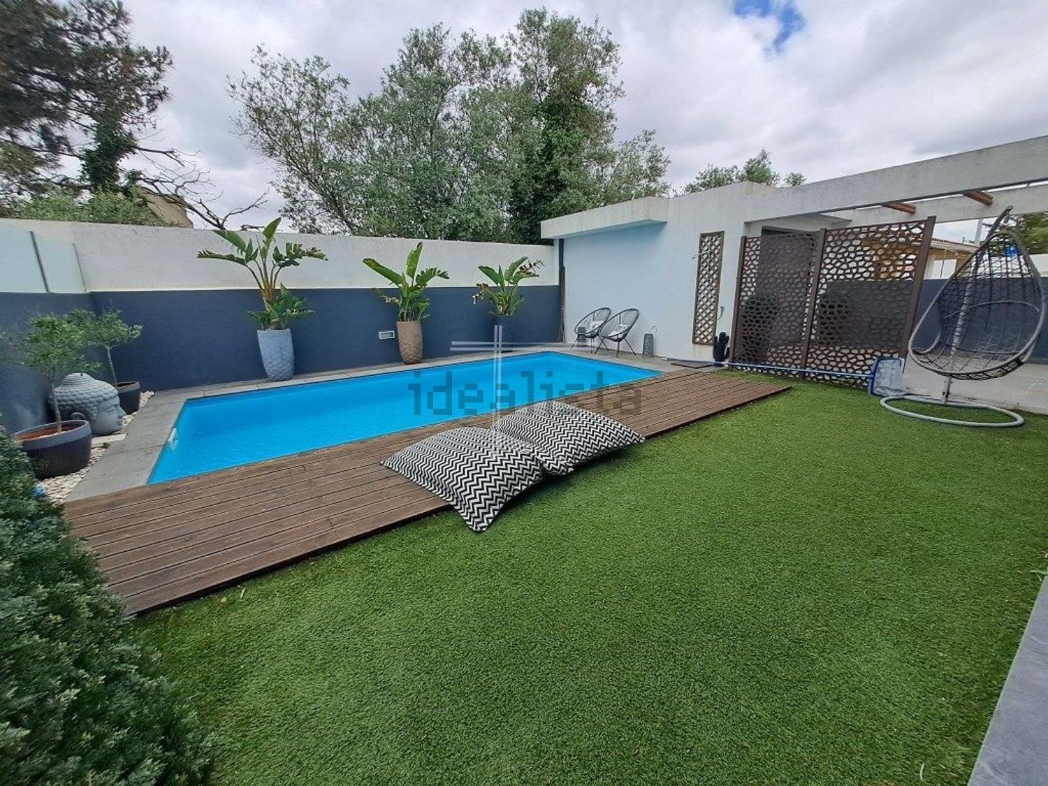 双拼别墅出售在Quintinhas - 游泳池