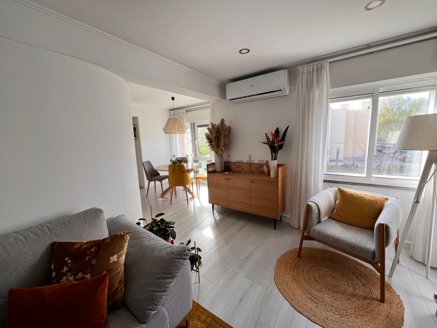 出租公寓 t3在Rua Guiomar Torresão, 61 - 客厅