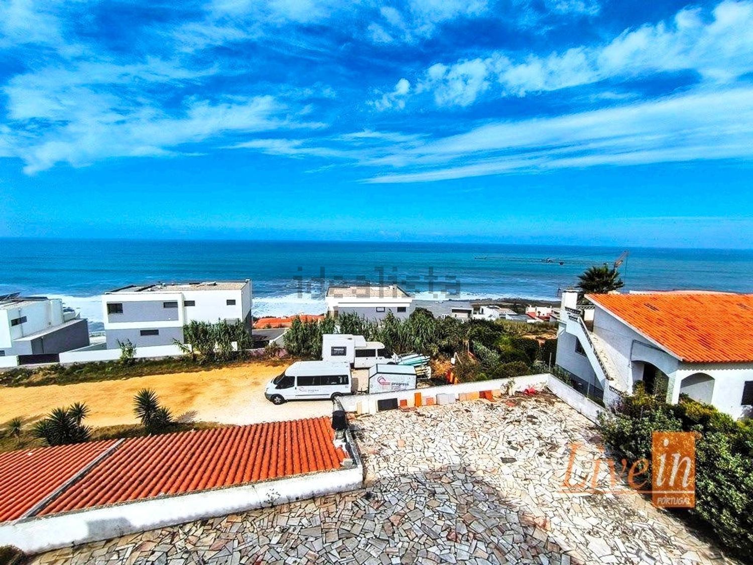 小楼房或独栋别墅出售在Santo Isidoro - 游泳池