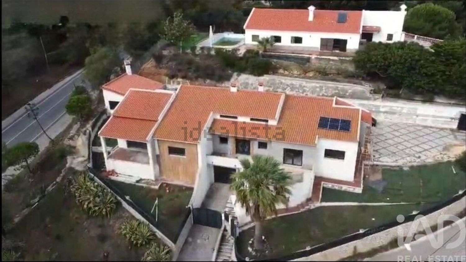 小楼房或别墅出售在Quinta de Asseca - Padre Nabeto - 游泳池