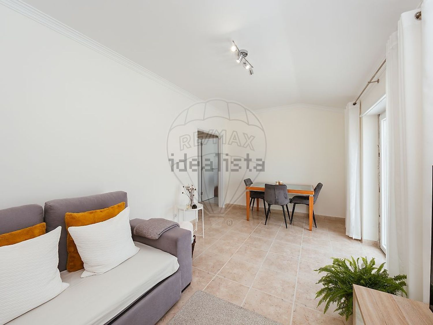 公寓 t3出售在Rua da Estação - 客厅