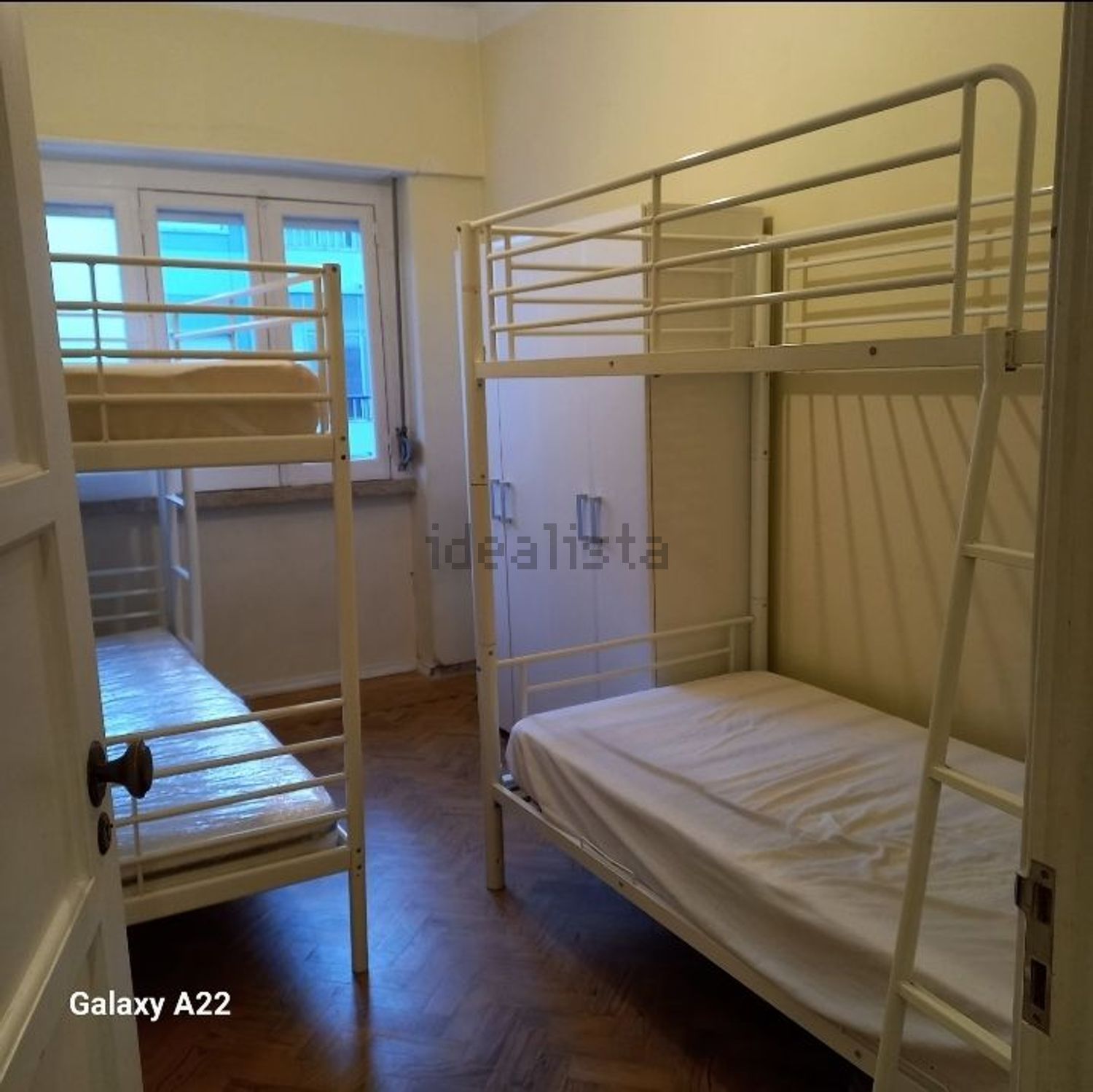 出租房间在Rua Montepio Geral, 28 - 卧室