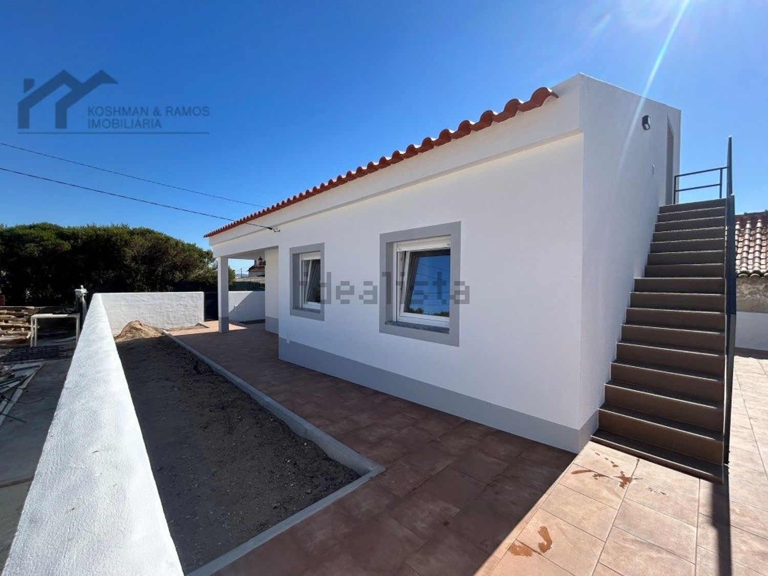 小楼房或独栋别墅出售在Centro - 外立面