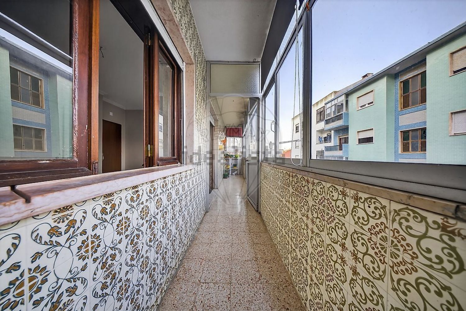 公寓 t3出售在Rua de São João - 过道