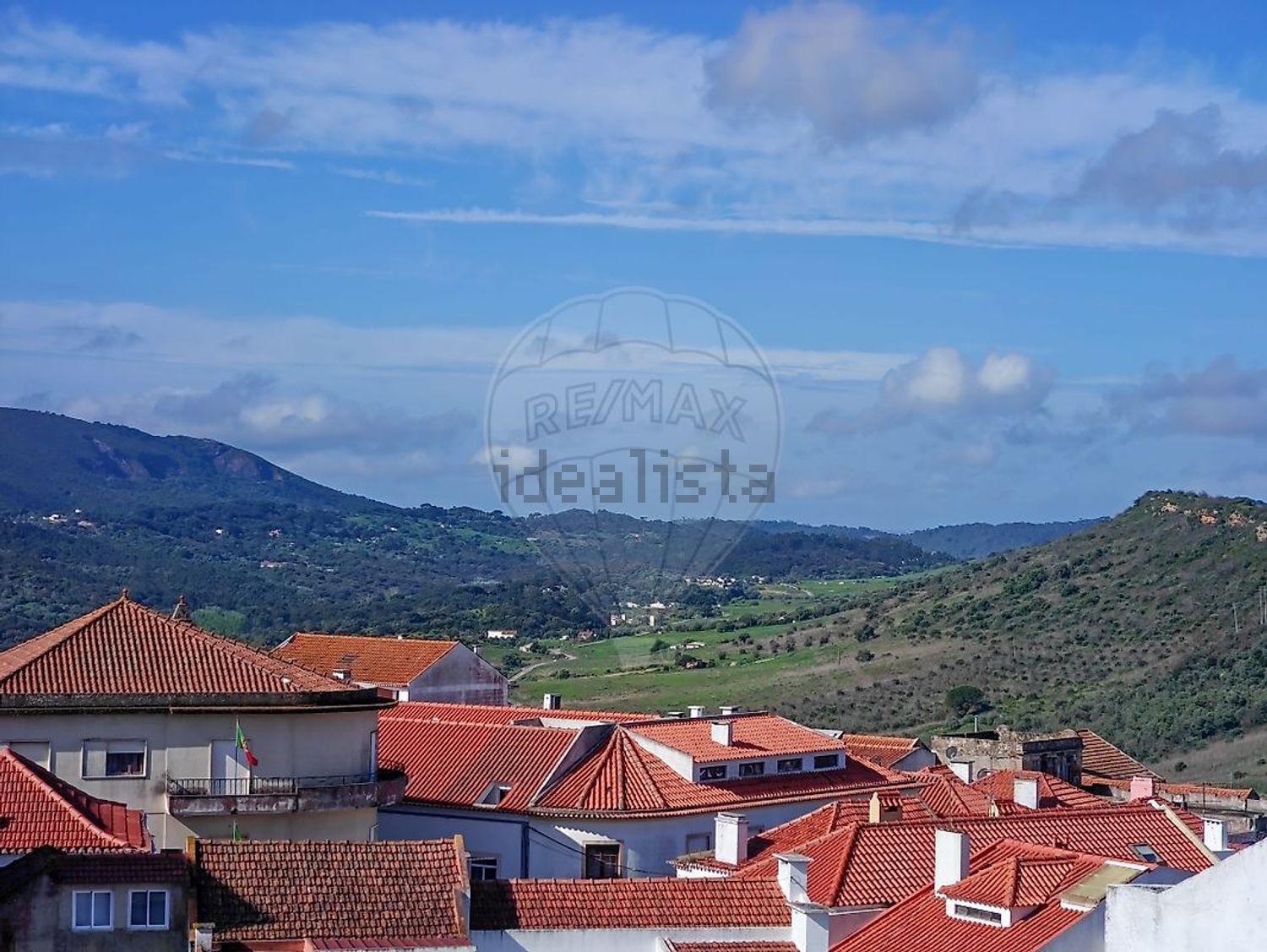 公寓 t2出售在Rua Infante Dom Henrique - 视线