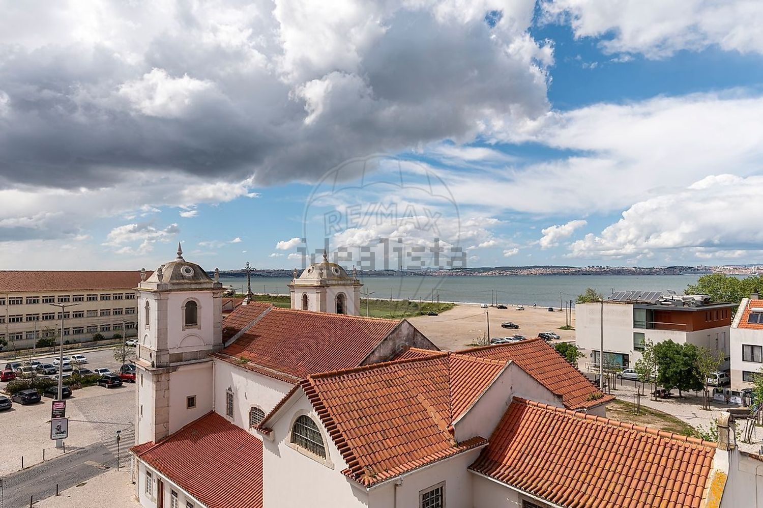 公寓 t3出售在Rua Almirante Reis - 外立面