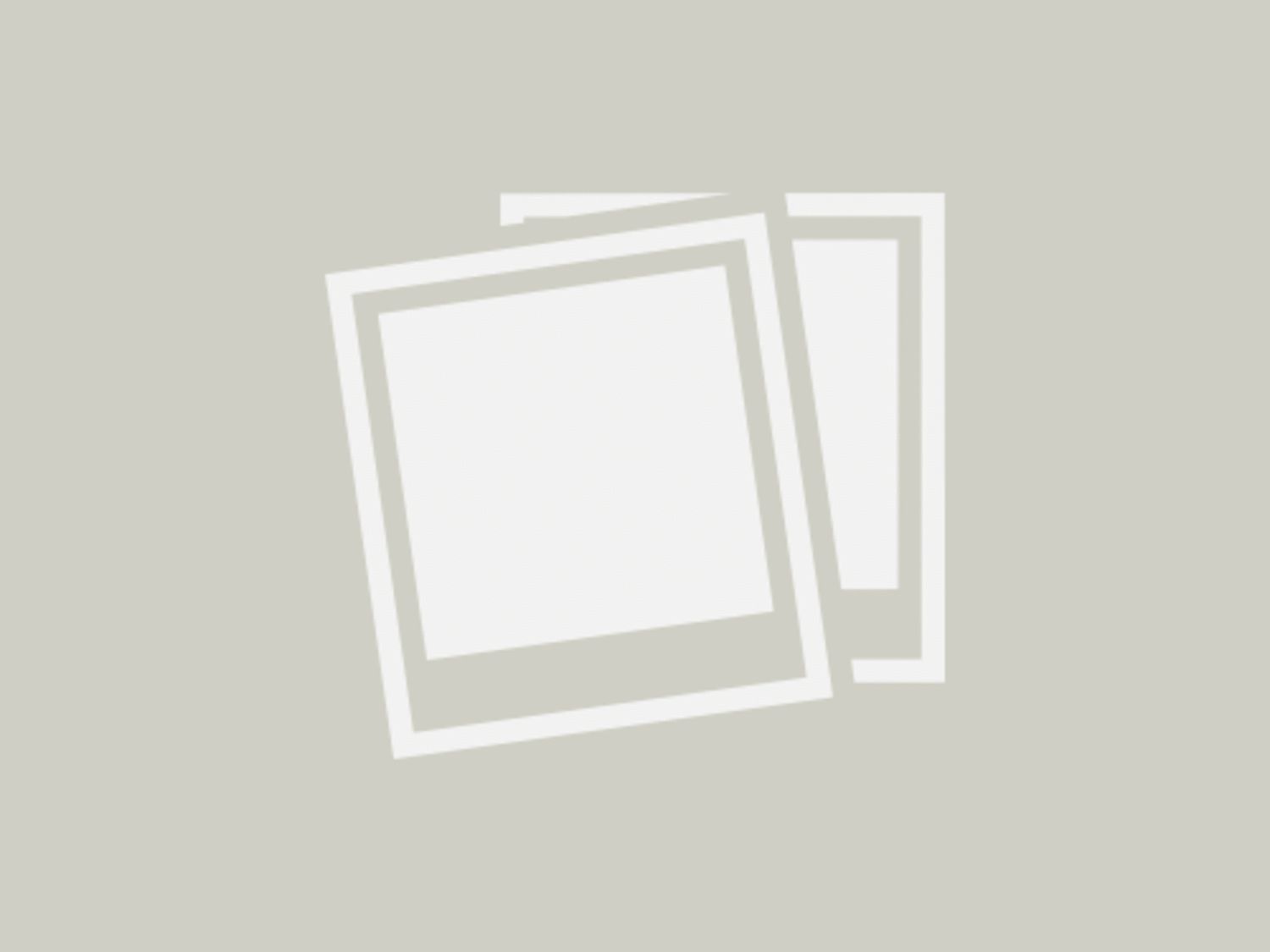 出租房间在Rua Guiomar Torresão